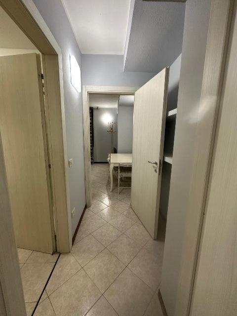 Appartamento Capolaterra Ντεζεντσάνο ντελ Γκάρντα Εξωτερικό φωτογραφία
